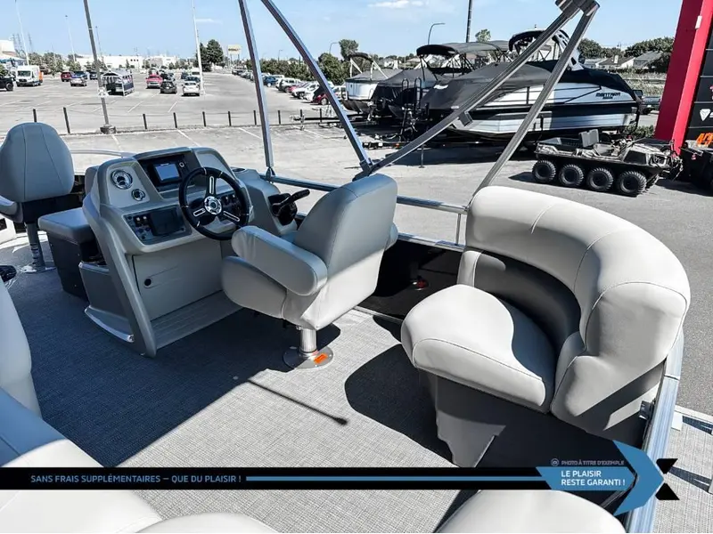 Starcraft Ponton LX 18F Fish de pêche moteur Suzuki 60HP inclus 2025
