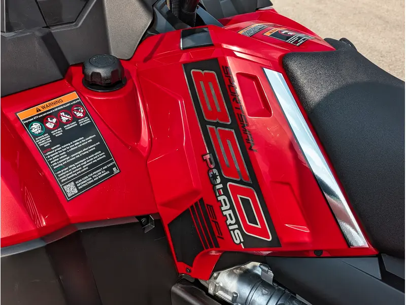 2026 Polaris Sportsman 850 Mud Edition // Fury Red