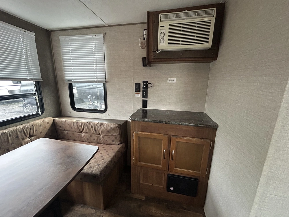 2017 Keystone Rv Springdale Summerland 1750rb alt