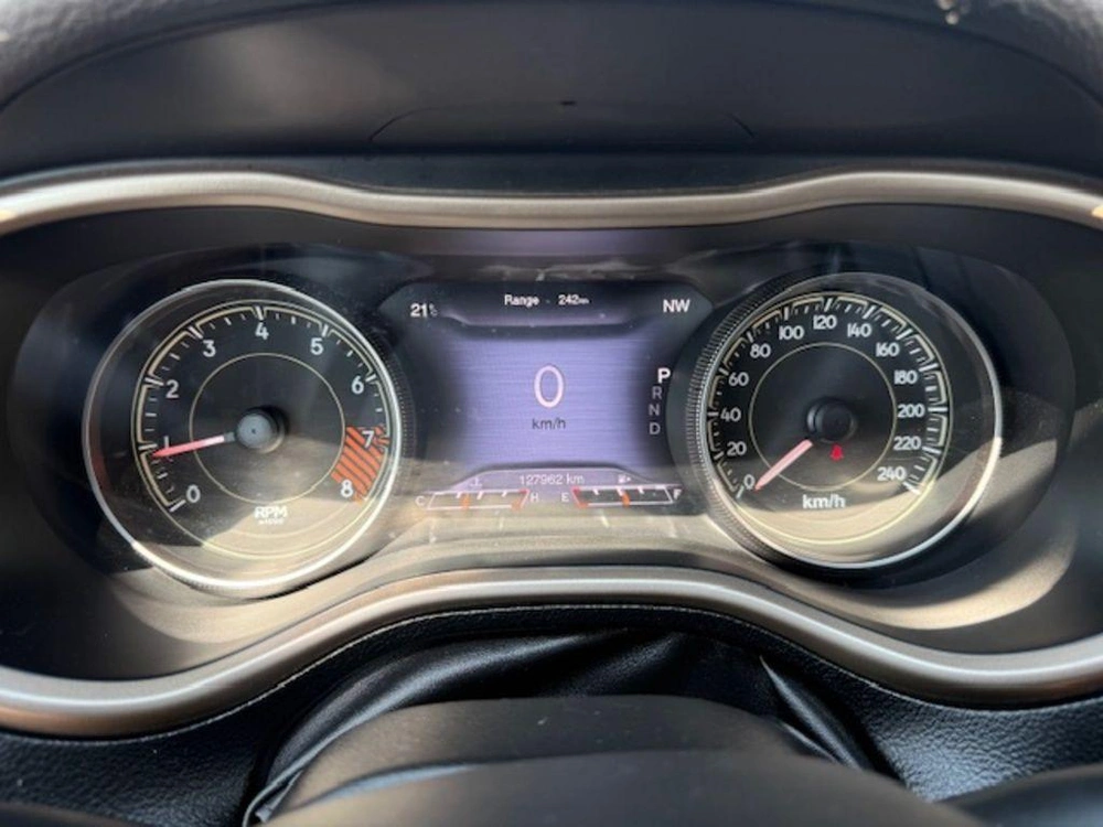 2014 Jeep Cherokee Limited 4x4 alt