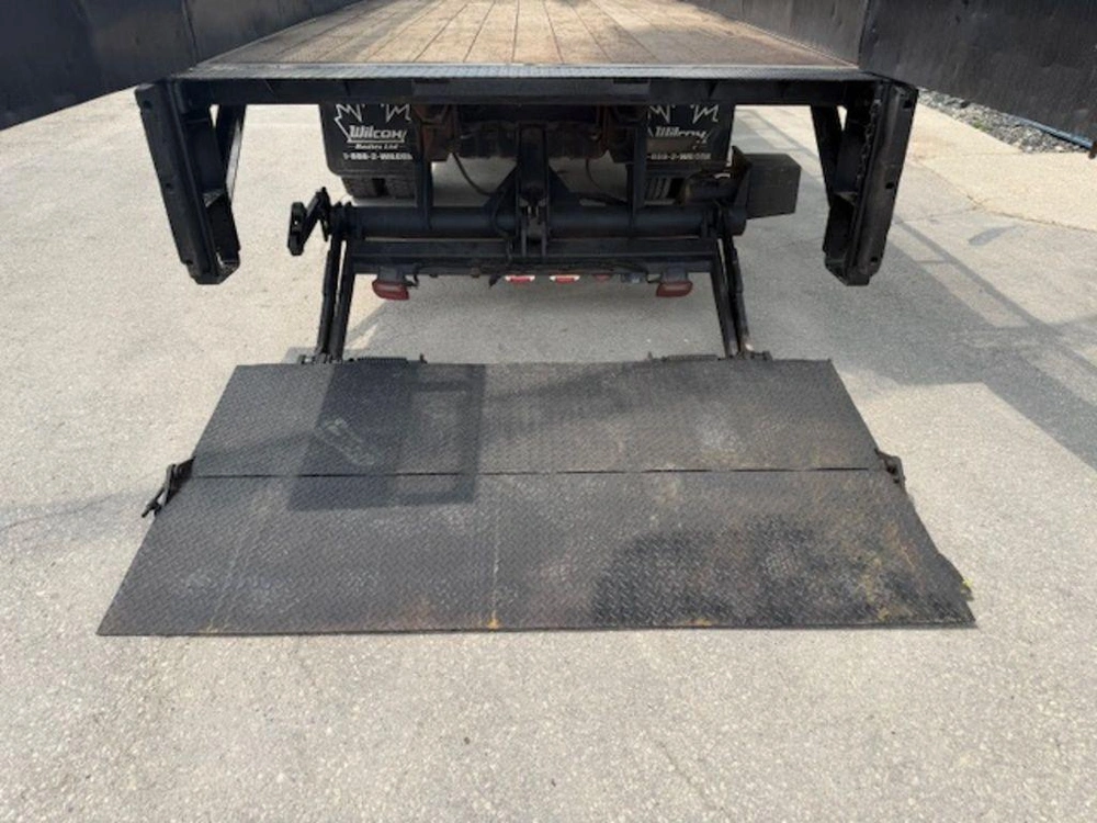 2015 Ford F-550 Super Duty Drw Flat Deck alt