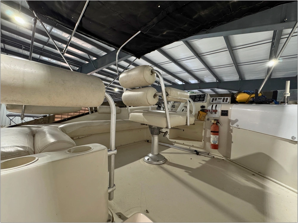 1989 Mainship Motor Yachts Mediterranean 35 No Luxury Tax* alt