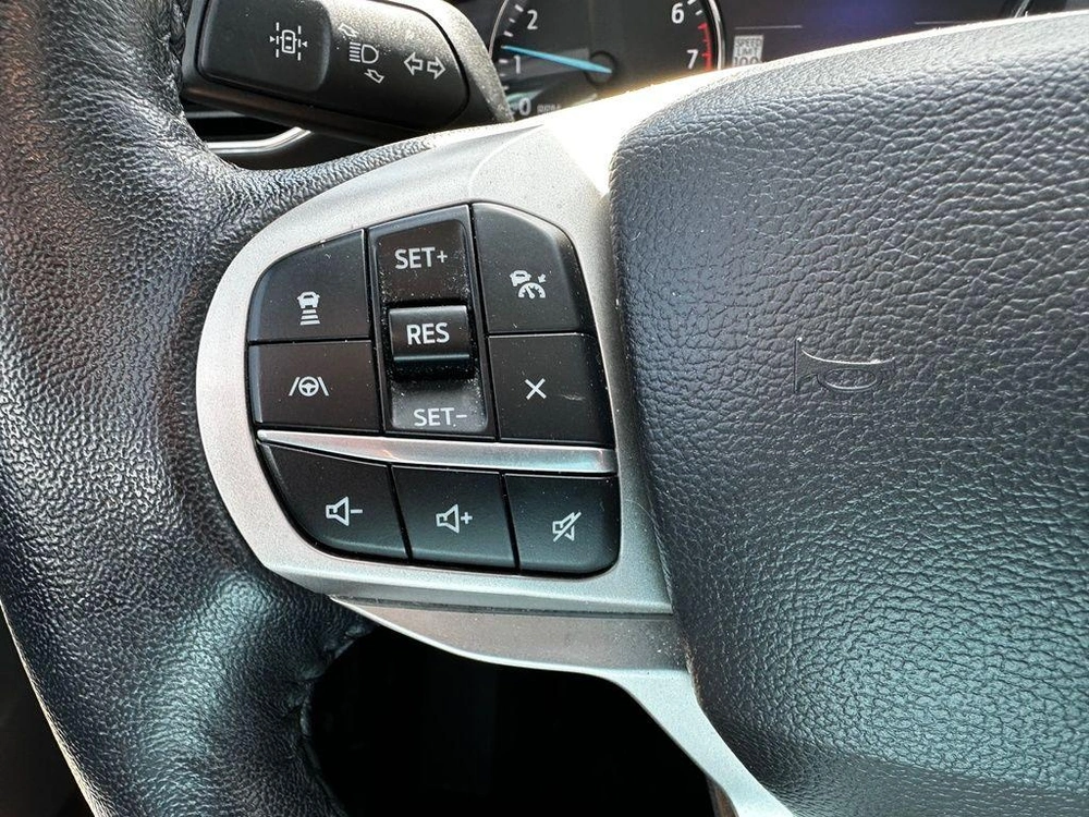 2022 Ford Explorer Xlt 4wd alt