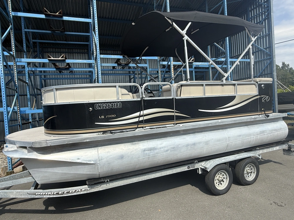 2010 Avalon Ls 1900 Evinrude 60 Hp alt