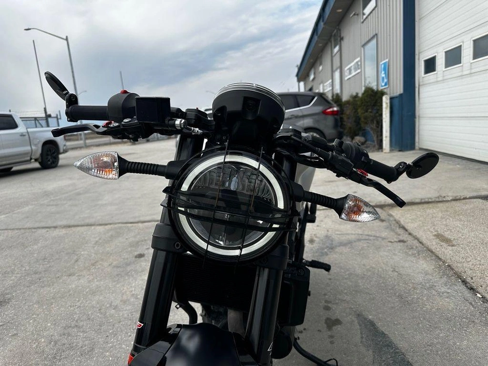 2021 Husqvarna Vitpilen 401 alt