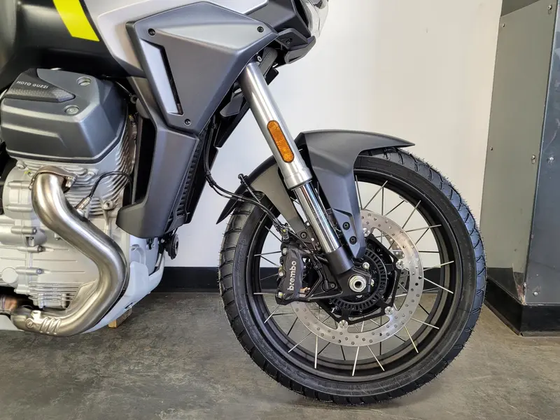 Moto Guzzi STELVIO *1.99% / 72 MOIS💳 2025