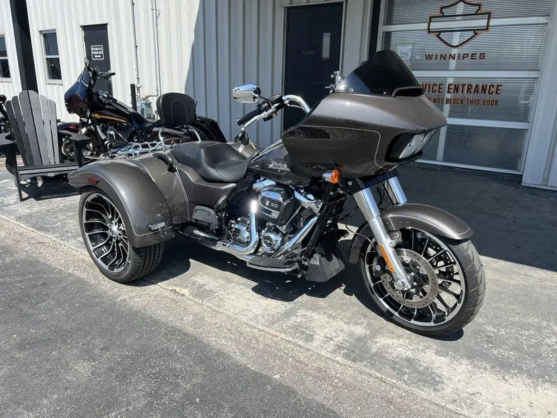 2023 Harley-Davidson FLTRT - Road Glide™ 3