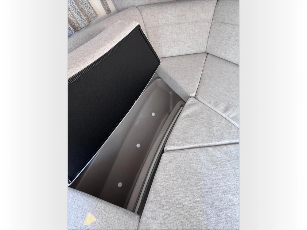 2025 Sea Ray Sundancer 320 alt