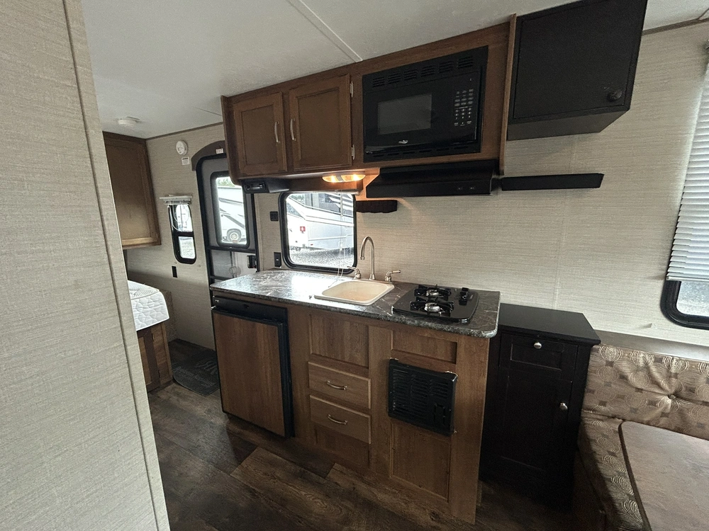 2017 Keystone Rv Springdale Summerland 1750rb alt