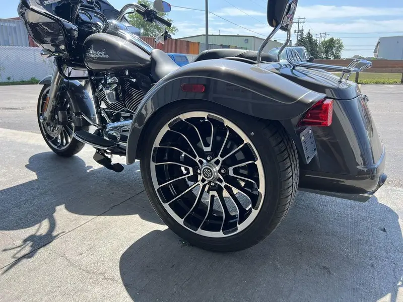 2023 Harley-Davidson FLTRT - Road Glide™ 3