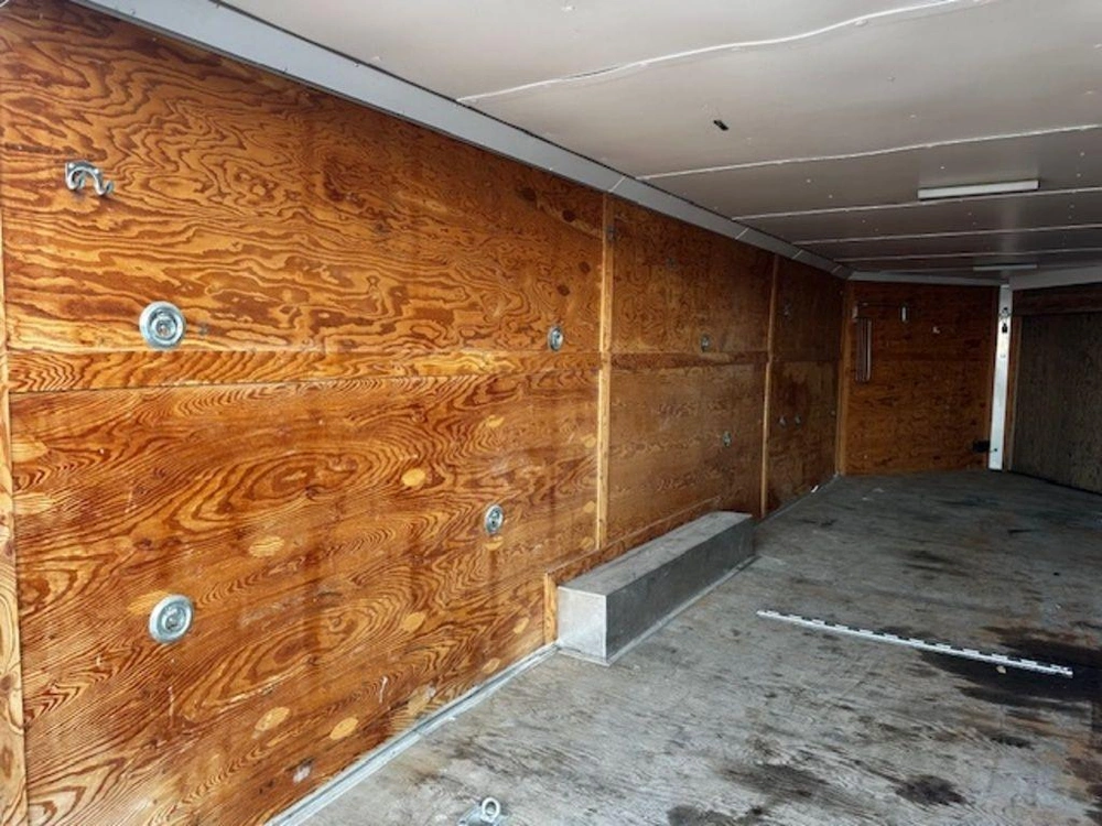 2006 Newmans Sled V Nose alt