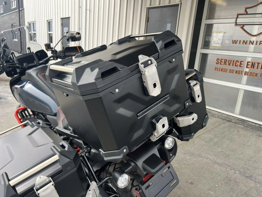 2025 Harley-davidson Ra1250se - Cvo™ Pan America® alt