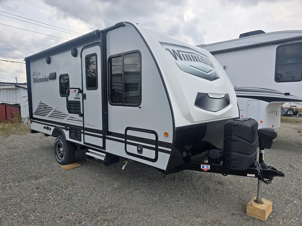 2020 Winnebago 1700BH