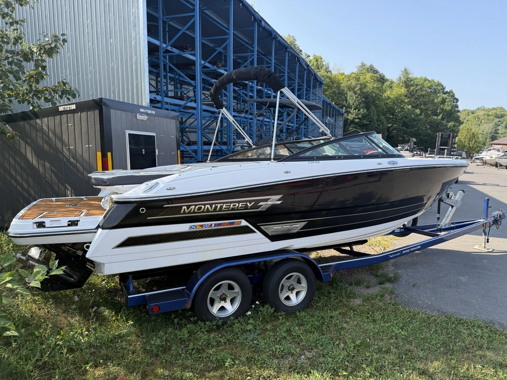 2022 Monterey Boats 238ss 6.2l 300hp alt
