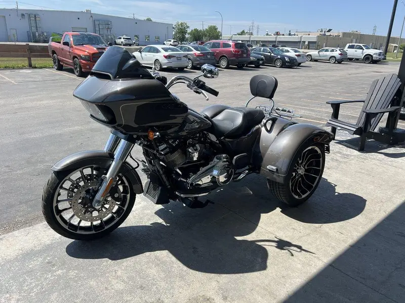 2023 Harley-Davidson FLTRT - Road Glide™ 3