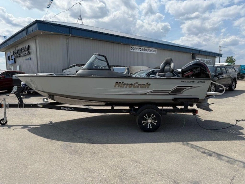 2025 Mirrocraft Holiday 1768 alt