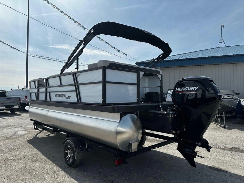 2025 Montego Bay 8520 Deluxe Cruising Pontoon alt