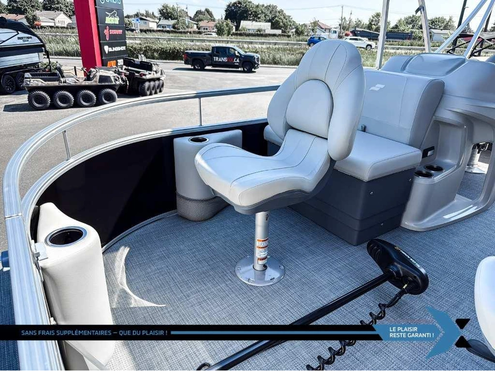 2025 Starcraft Ponton Lx 18f Fish De Pêche Moteur Suzuki 60hp Inclus alt