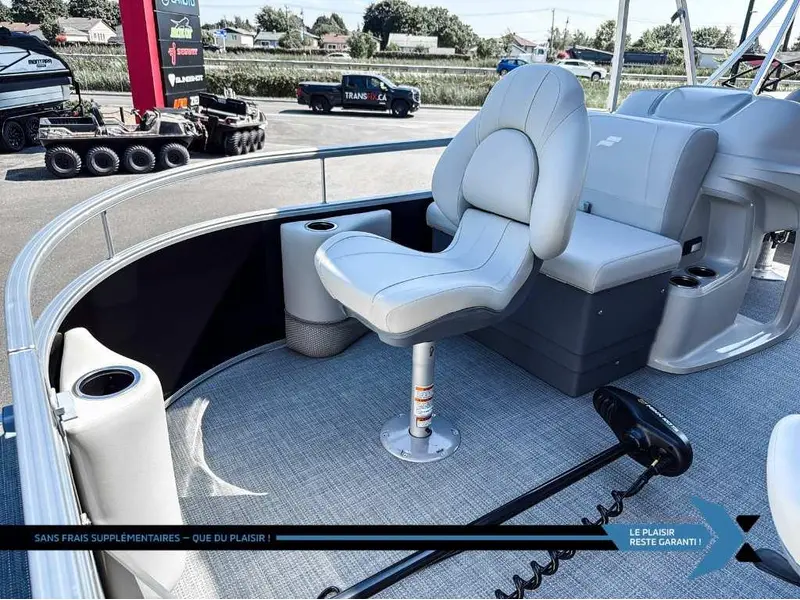 Starcraft Ponton LX 18F Fish de pêche moteur Suzuki 60HP inclus 2025