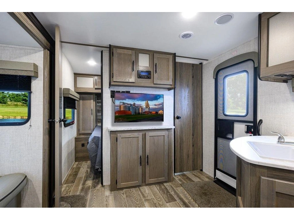 2025 Gulf Stream Envision 28bbs