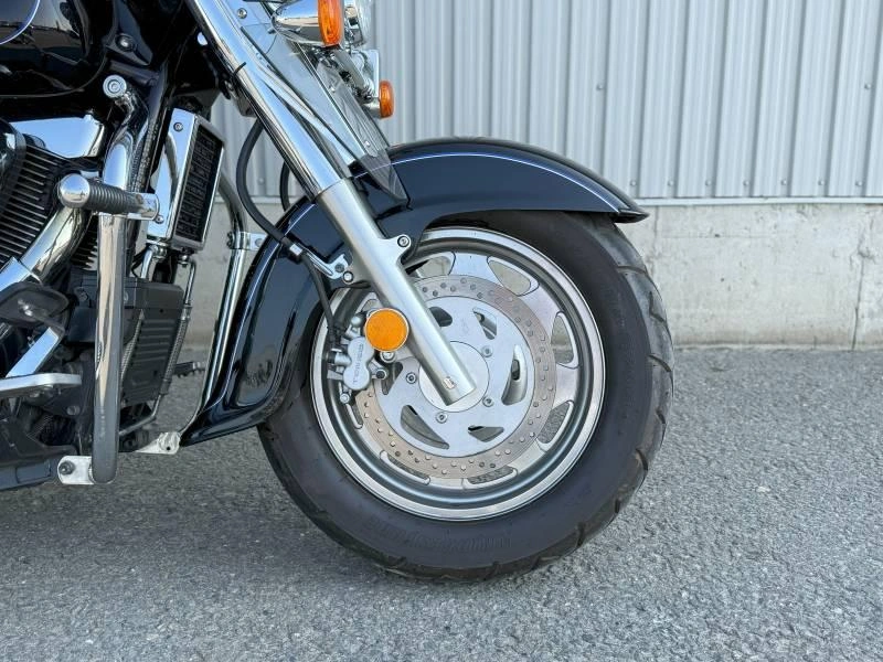 2004 Suzuki Intruder 1500 alt
