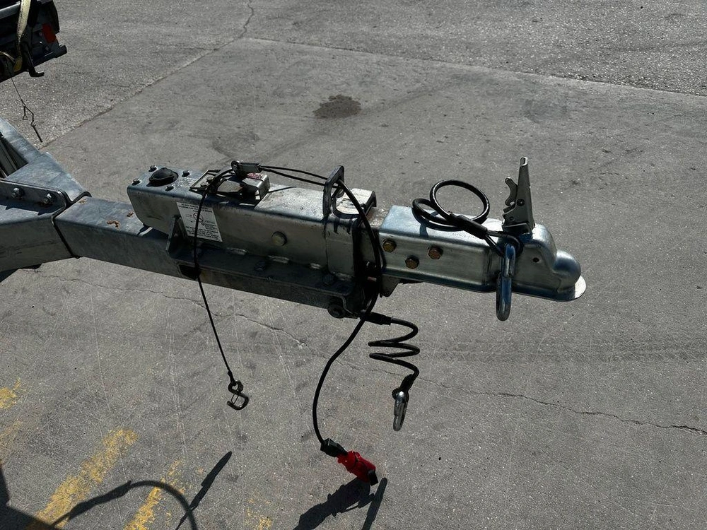 2017 Demco At7000p alt