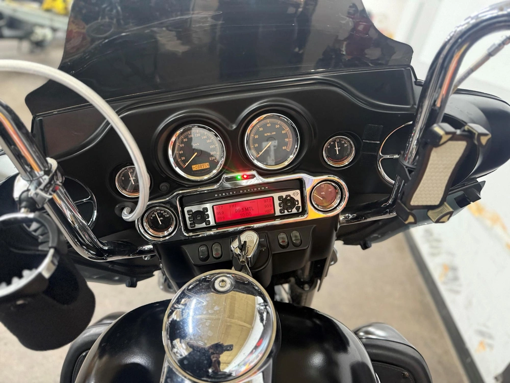 Harley-davidson Flhtcui 2010 alt