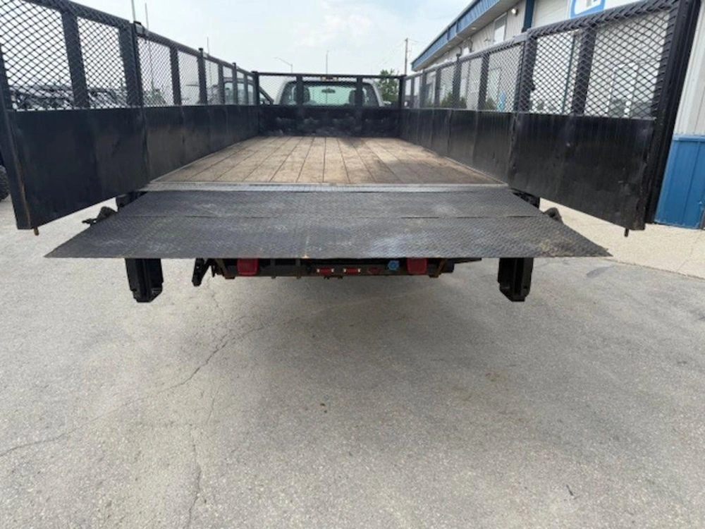 2015 Ford F-550 Super Duty Drw Flat Deck alt