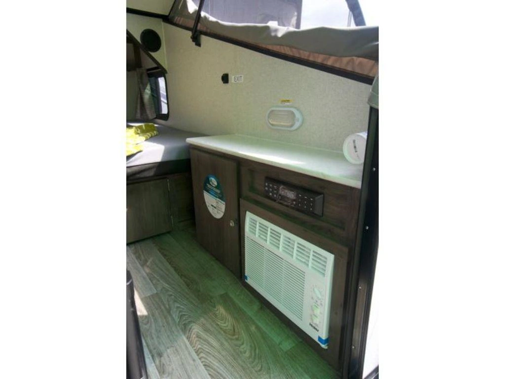 2023 Coachmen Express 9.0td alt