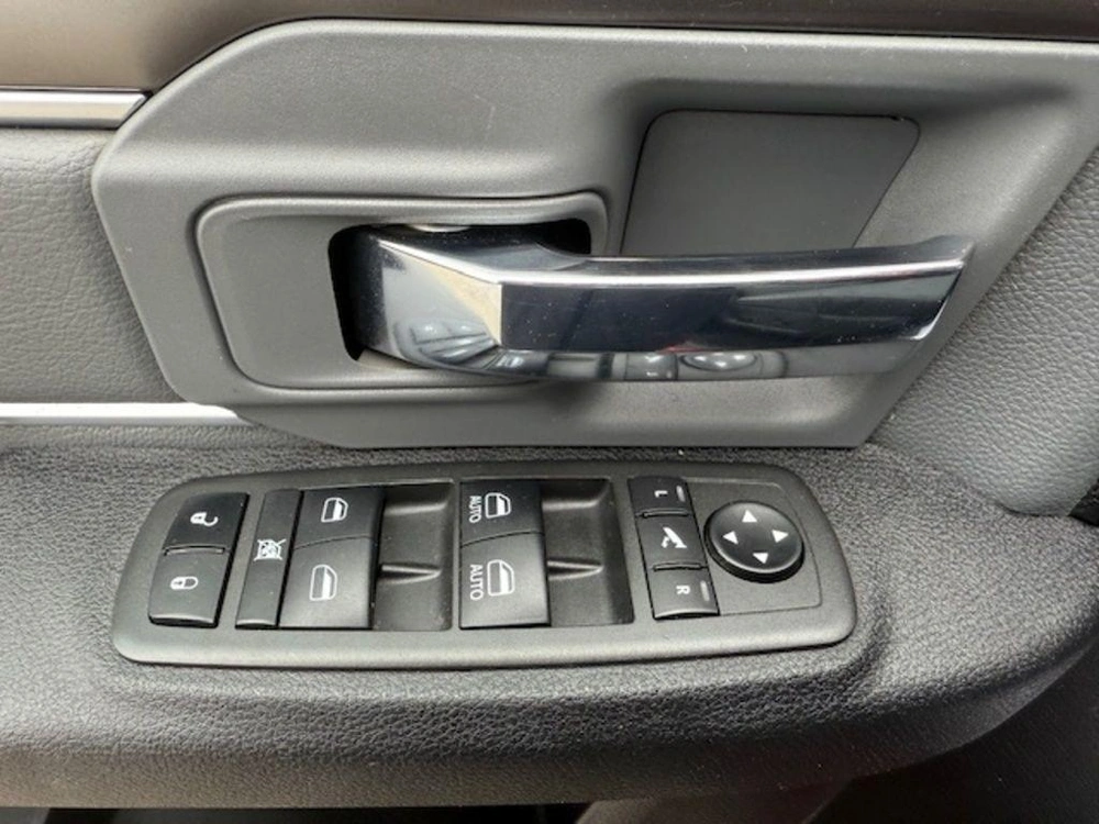 2022 Ram 1500 Classic alt