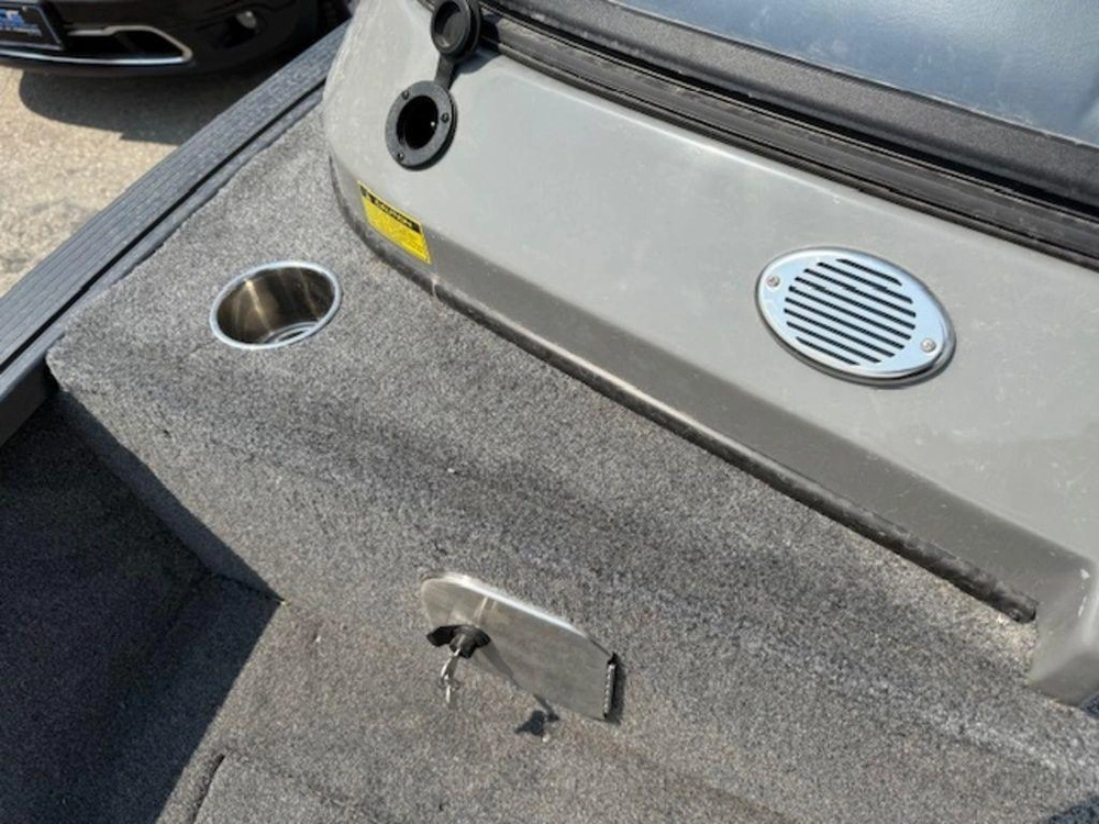 2025 Mirrocraft Holiday 1768 alt