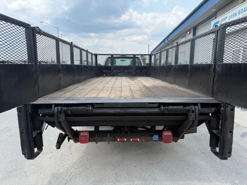 2015 Ford Super Duty F-550 Drw Flat Deck alt