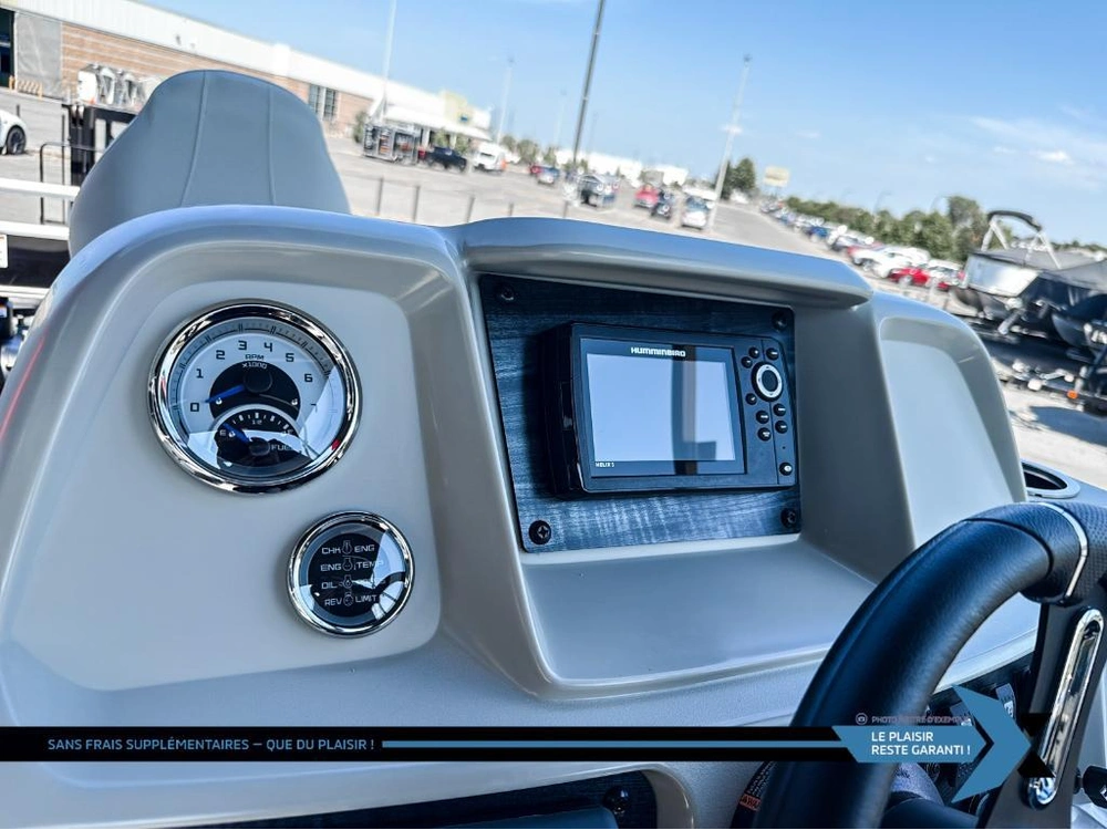 2025 Starcraft Ponton Lx 18f Fish De Pêche Moteur Suzuki 60hp Inclus alt