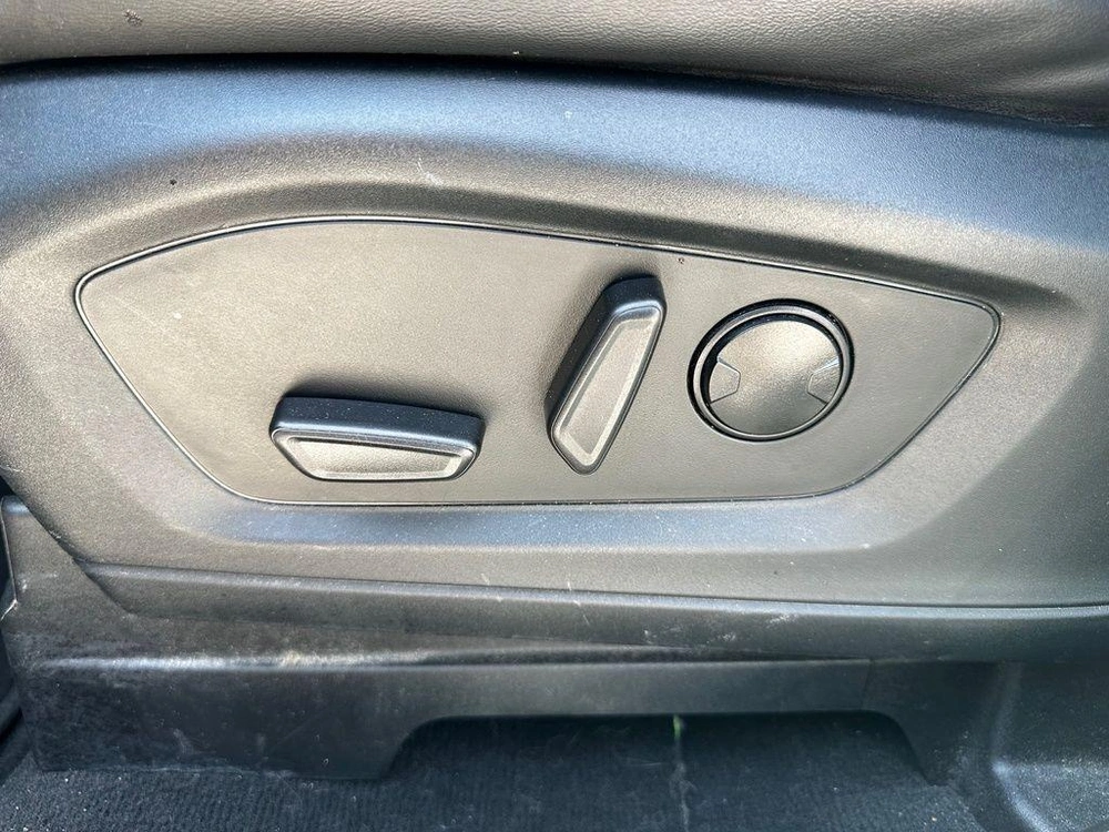 2022 Ford Explorer Xlt 4wd alt