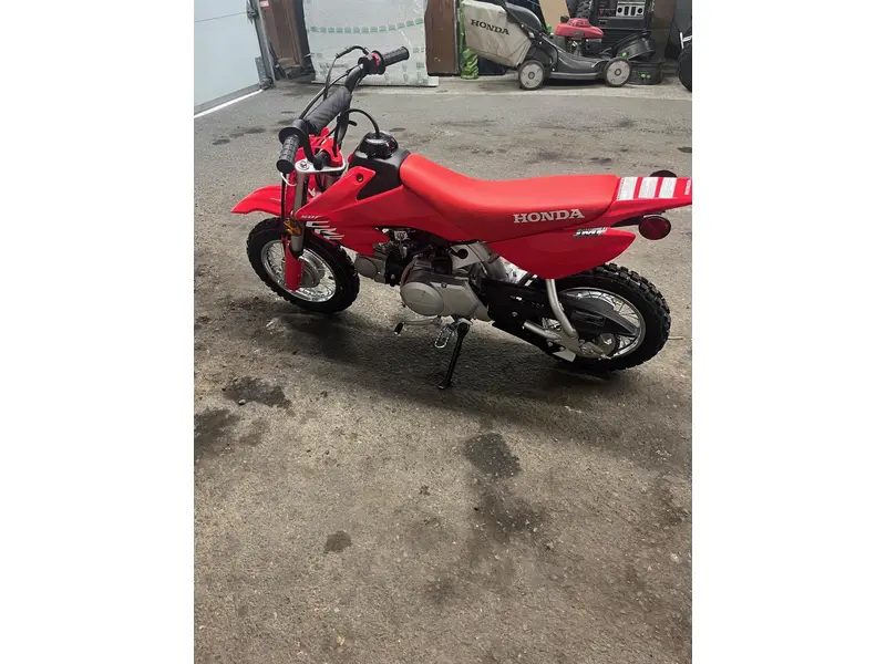 2025 Honda CRF50 thumbnail 4