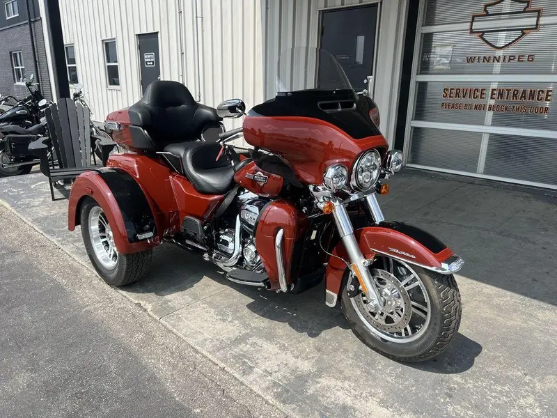 2024 Harley-Davidson FLHTCUTG - Tri Glide™ Ultra