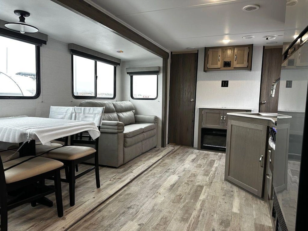 2025 Gulf Stream Envision 28bbs