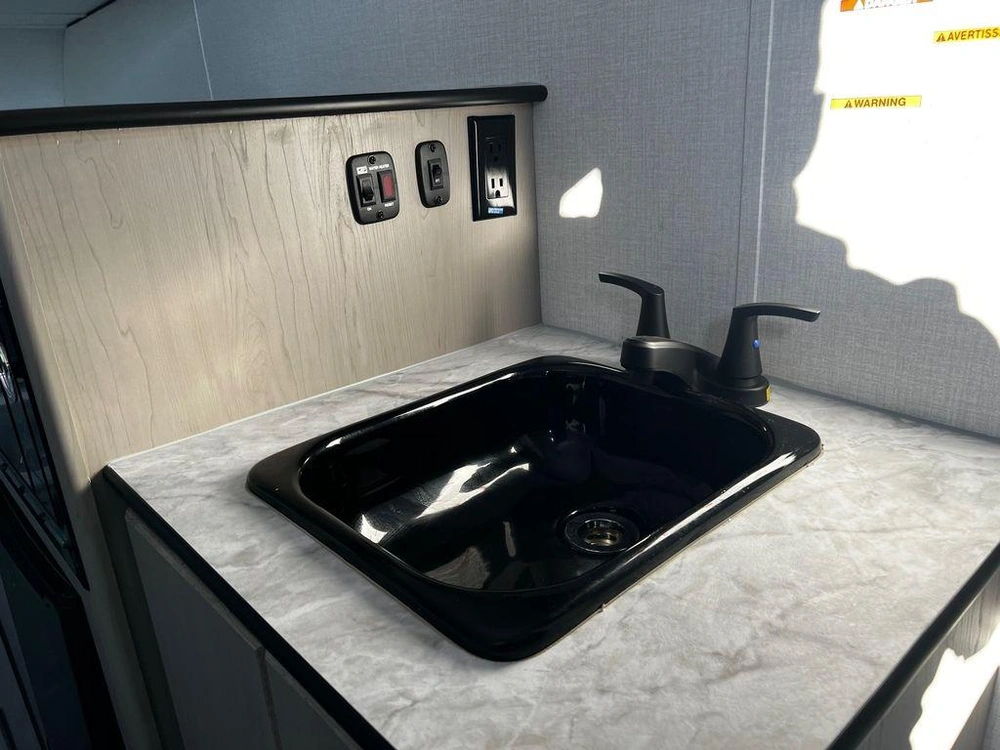 2023 Coachmen 12.0 Pro alt