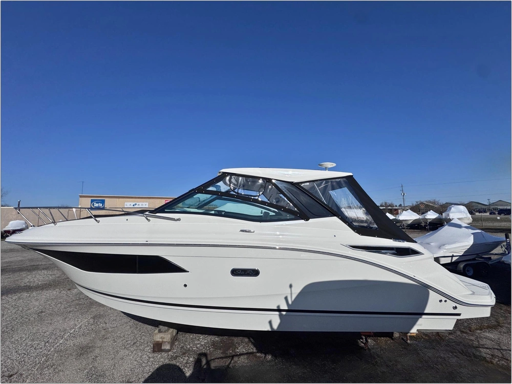2025 Sea Ray Sundancer 320 alt