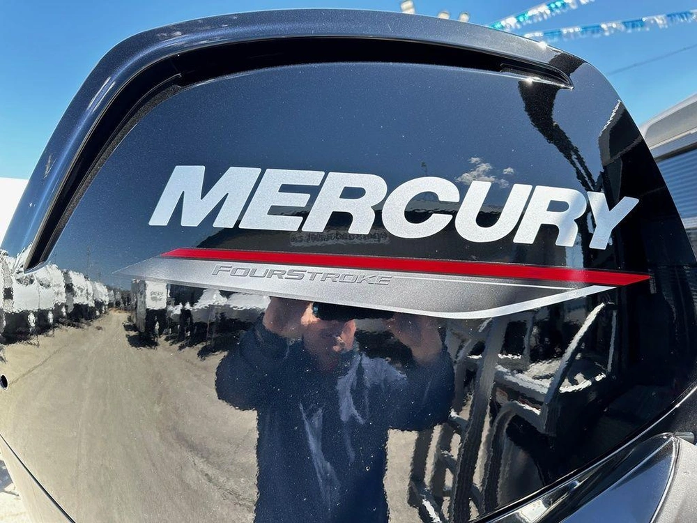 2025 Montego Bay 8520 Deluxe Cruising Pontoon alt