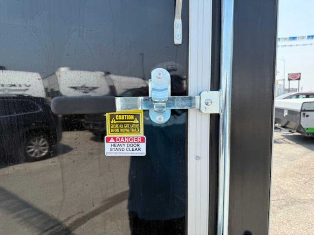 2025 Cjay Trailers Fx9 8.5'x20' alt