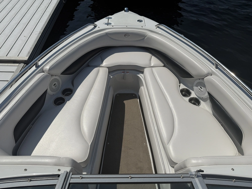 2011 Crownline 21' Mercruiser 350 Mag alt