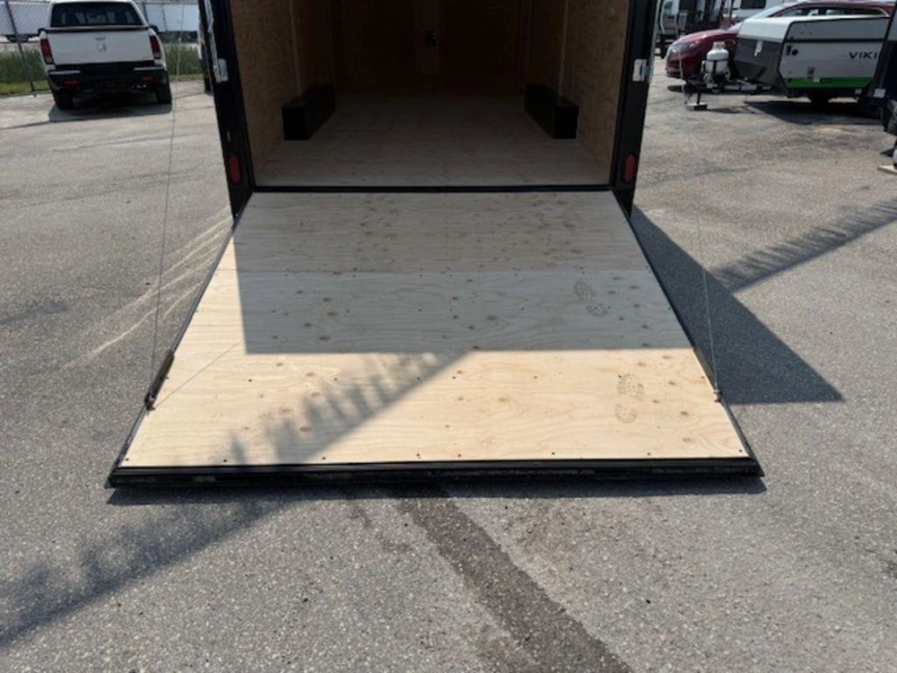2025 Cjay Trailers Fx9 8.5'x20' alt