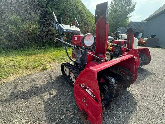 2015 Honda HS1332