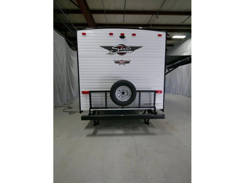 2022 Shasta 25rb alt