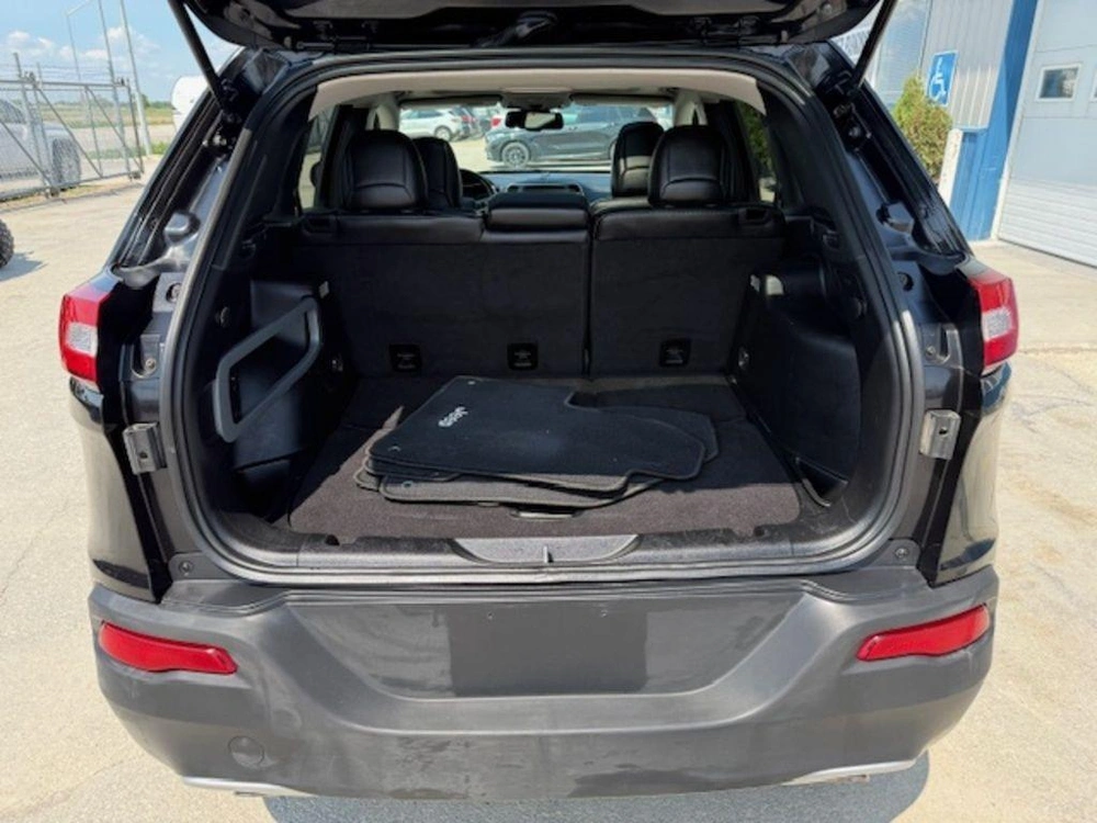 2014 Jeep Cherokee Limited 4x4 alt