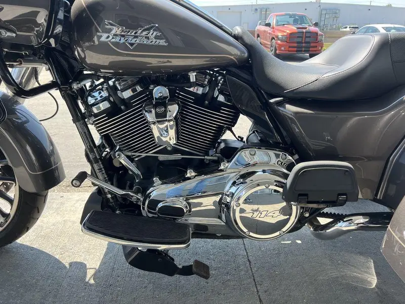 2023 Harley-Davidson FLTRT - Road Glide™ 3