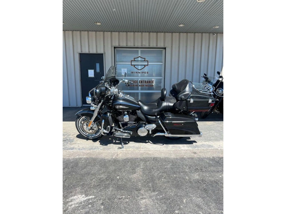 2013 Harley-davidson Flhtcuse8 - Cvo™ Ultra Classic® Electra Glide® 110th Anniversary Edition alt