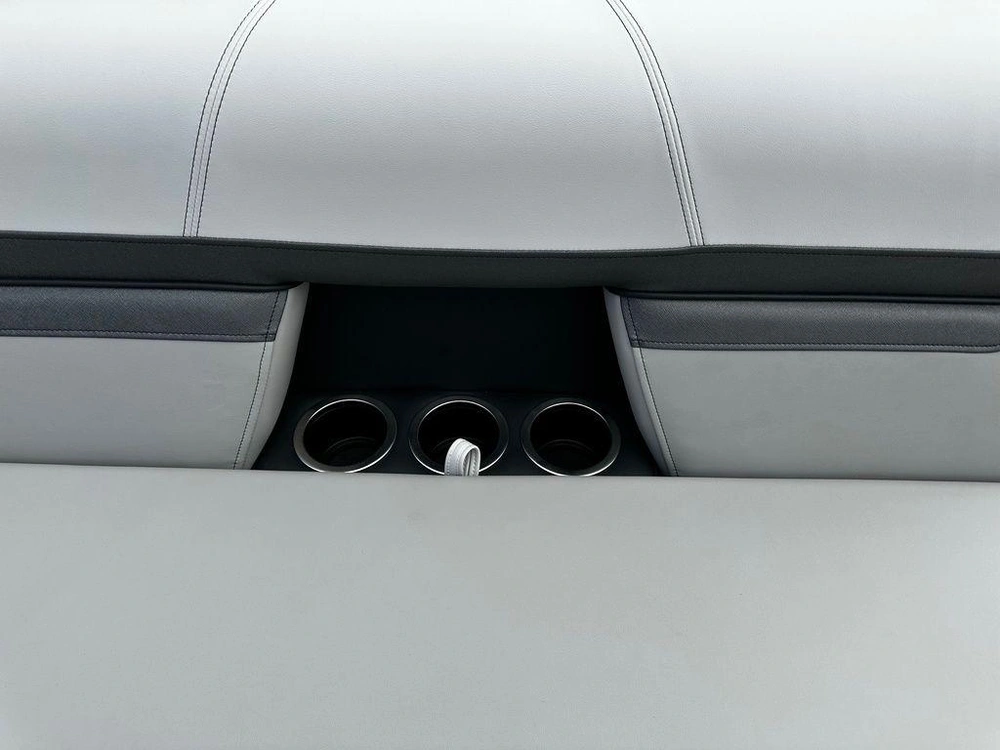 2025 Montego Bay 8518 Deluxe Cruising alt