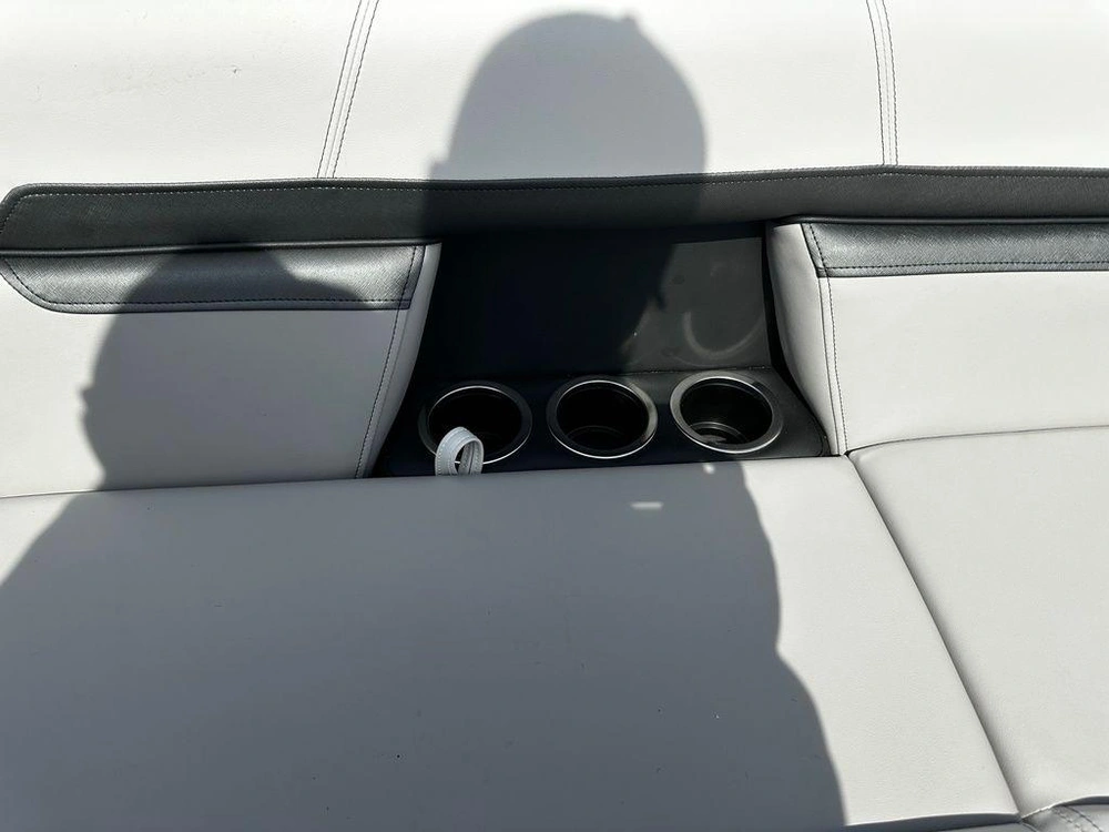 2025 Montego Bay 8520 Deluxe Cruising Pontoon alt